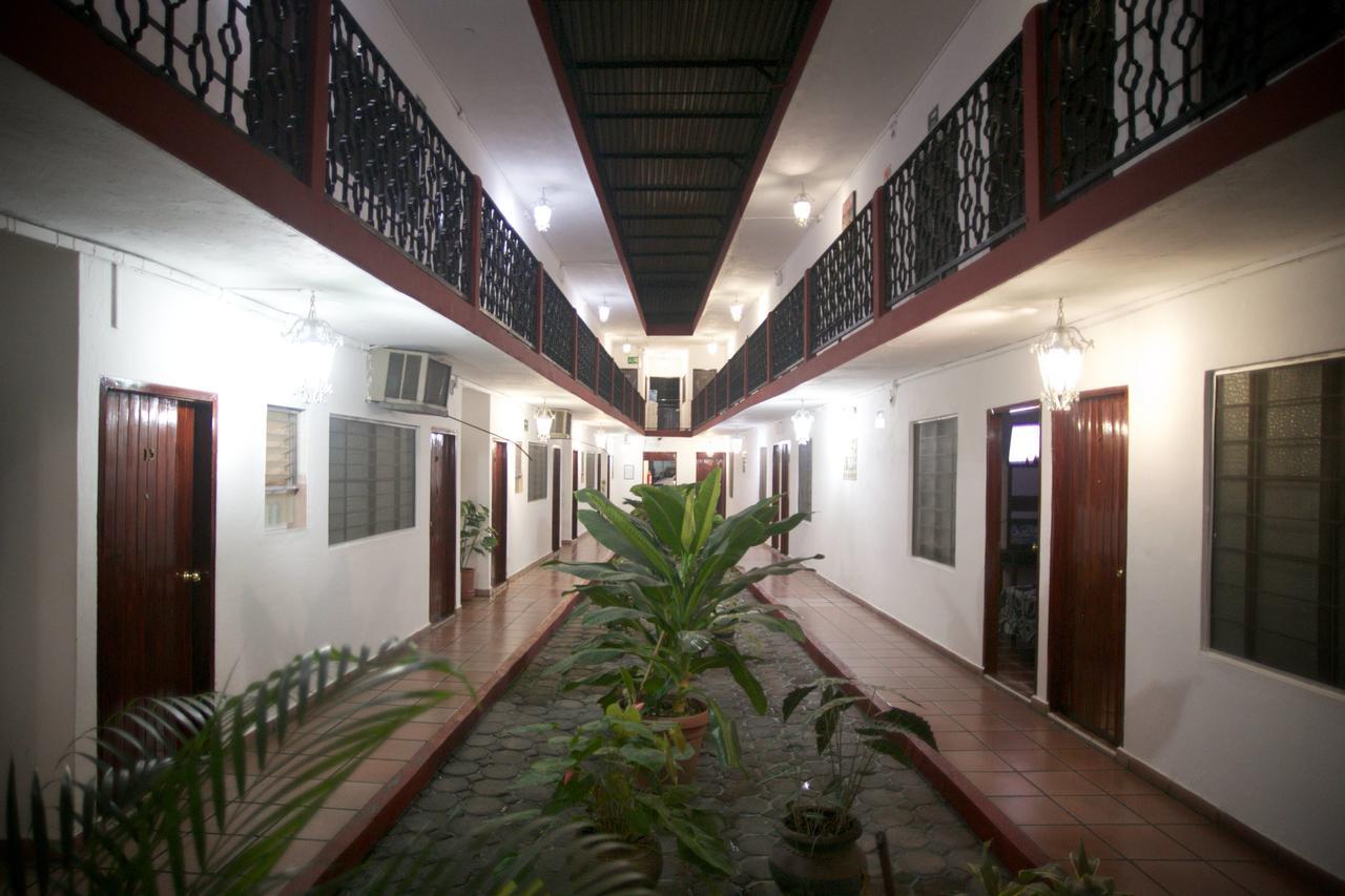 Hotel Maria De Lourdes Tuxtepec Экстерьер фото